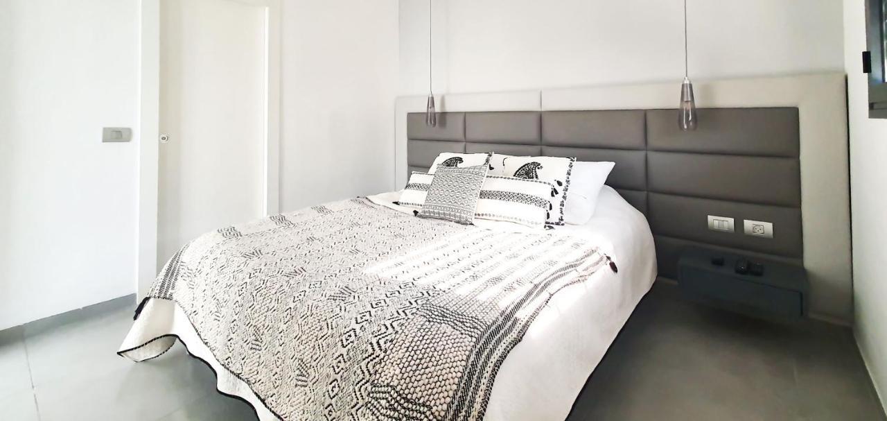 Bnbisrael Apartments - Rupin Ruby 텔아비브 외부 사진